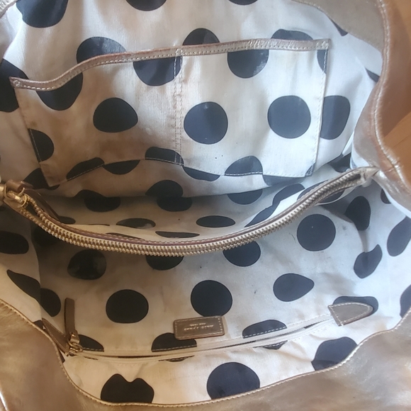 Well-loved oversized Kate Spade shoulder bag gold spacious needs clean_refresh - Picture 5 of 6